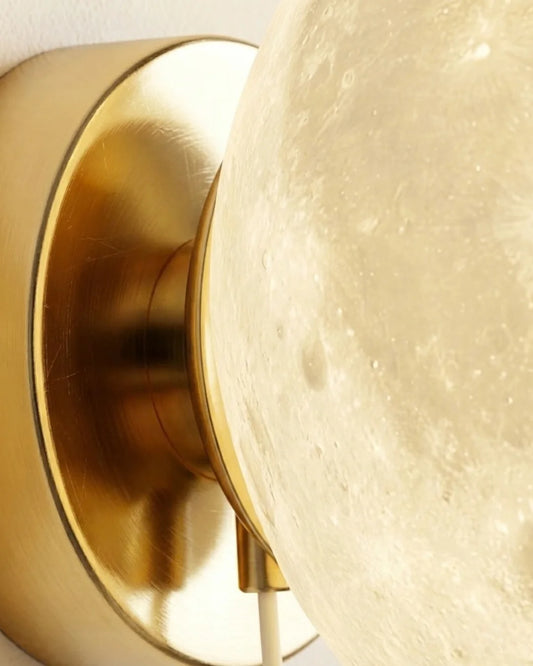 Gravity Astronaut Sconce | Ay Dokulu Heykelsi Duvar Apliği