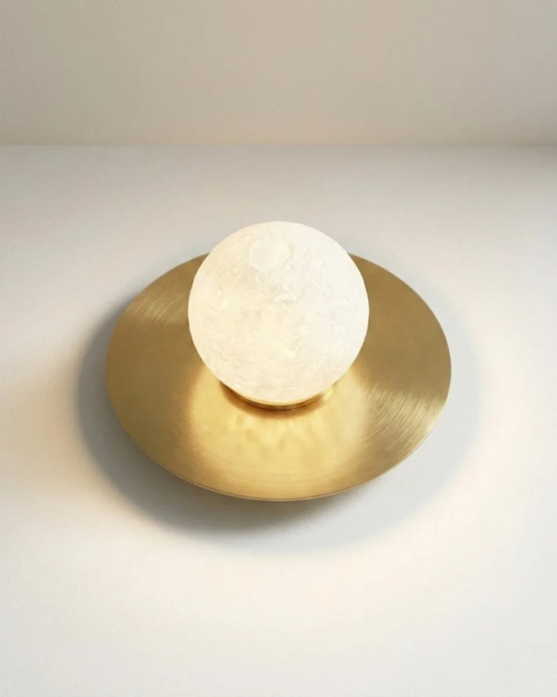 Theia Globe Sconce | Modern Mitolojik Formlu Premium Duvar Apliği