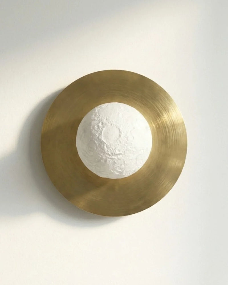 Theia Globe Sconce | Modern Mitolojik Formlu Premium Duvar Apliği