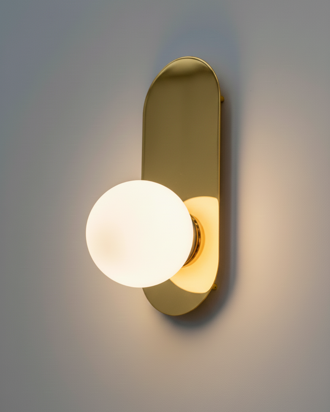 Luna Aplik | Opal Cam Küreli Modern Duvar Apliği