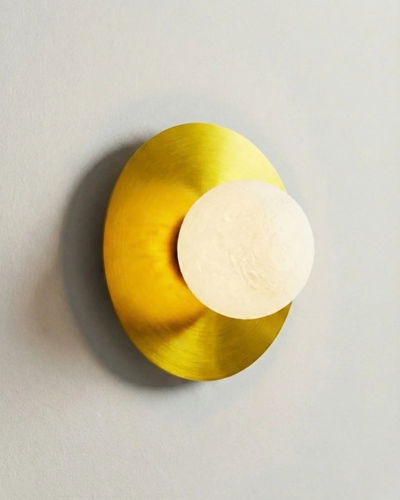 Theia Globe Sconce | Modern Mitolojik Formlu Premium Duvar Apliği