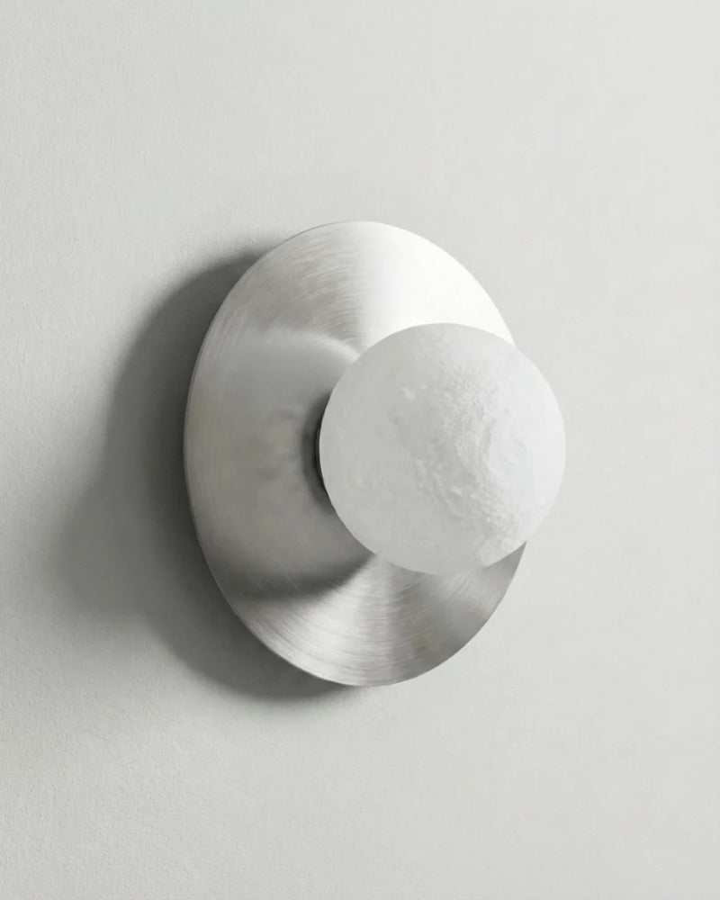 Theia Globe Sconce | Modern Mitolojik Formlu Premium Duvar Apliği